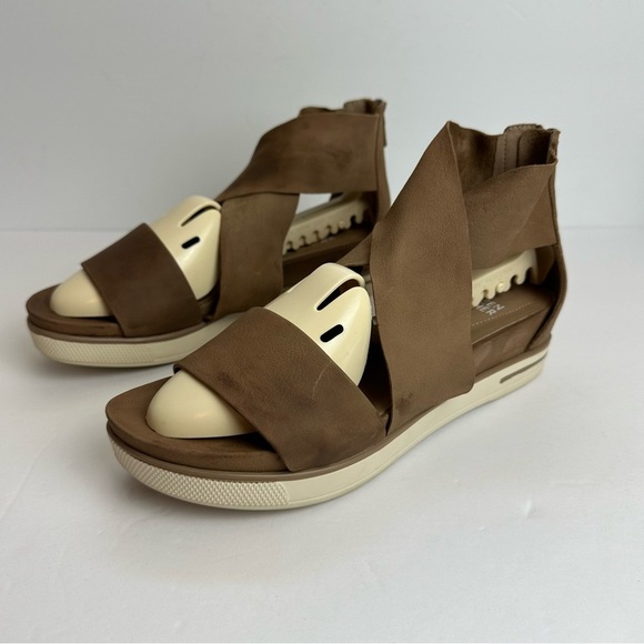 Eileen Fisher Women's Sport Sandals Size 8.5 Shoes Leather Zip Brown - Picture 3 of 8